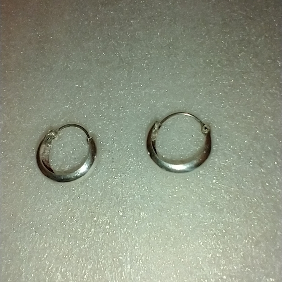 Baby hoop earrings - Picture 1 of 4